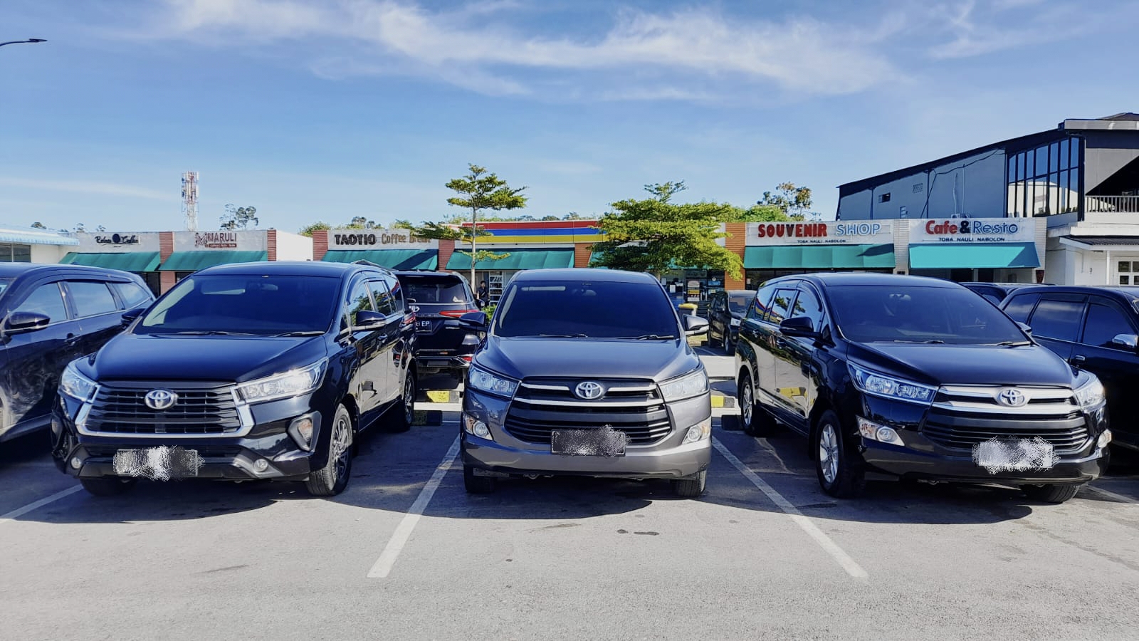 Rental Mobil Innova Reborn Murah Medan